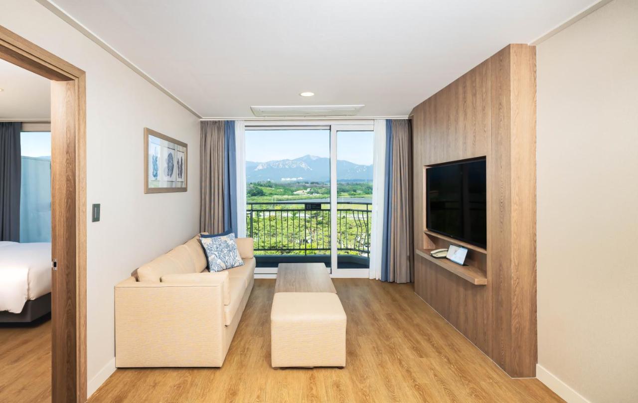 Kensington Resort Seorak Beach Sokcho Exterior foto